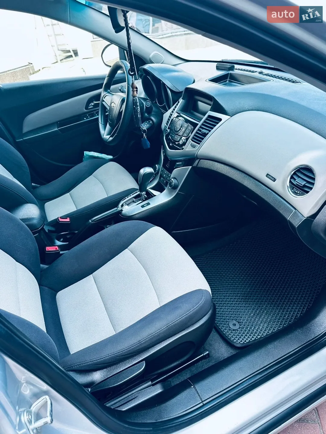 2013 Chevrolet Cruze - мініатюра 20