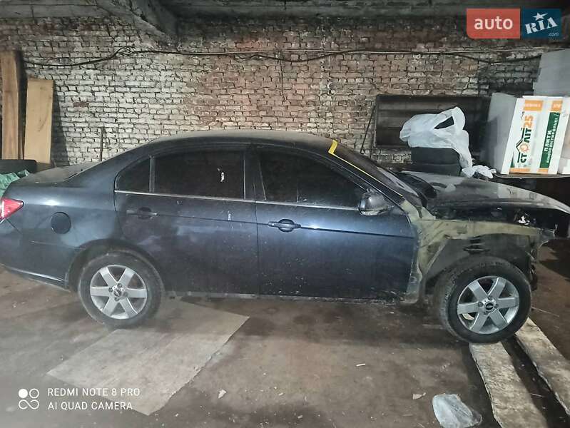 Седан Chevrolet Epica 2007 в Змиеве