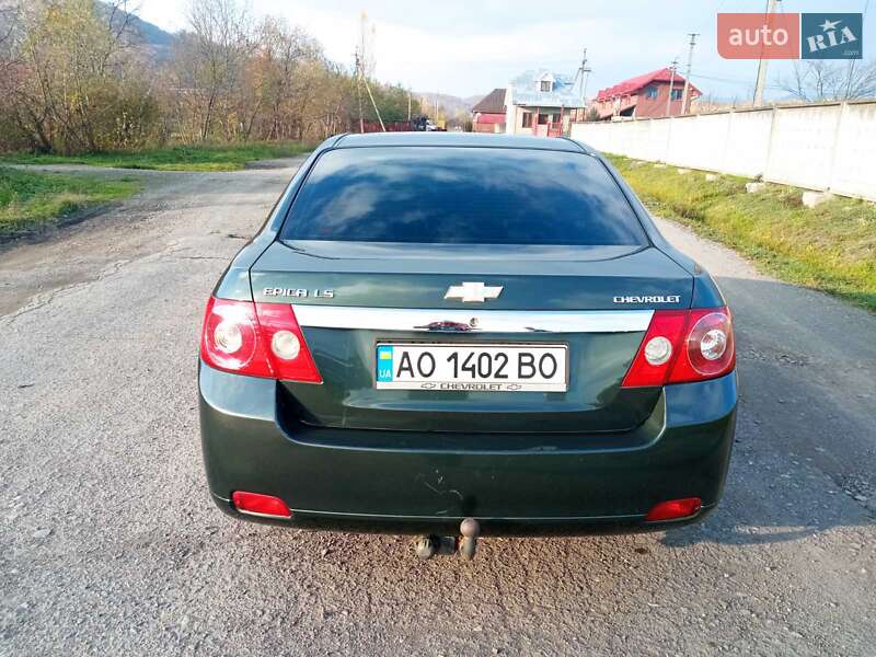 Седан Chevrolet Epica 2008 в Мукачевому
