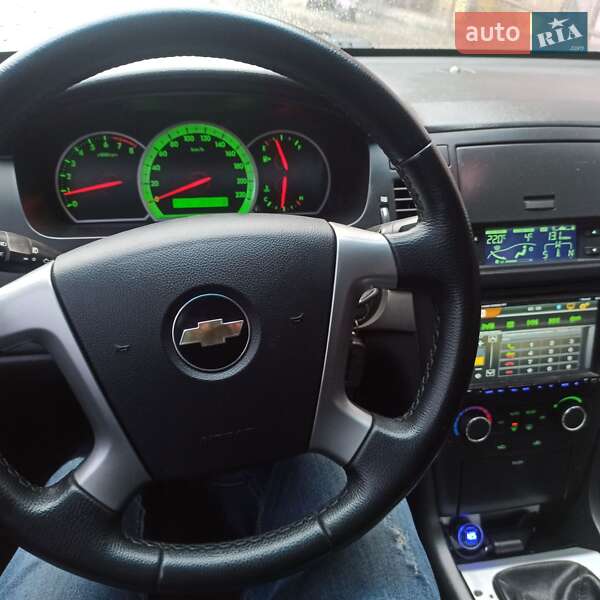 Седан Chevrolet Epica 2007 в Первомайске