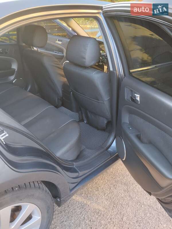 Седан Chevrolet Epica 2008 в Дніпрі