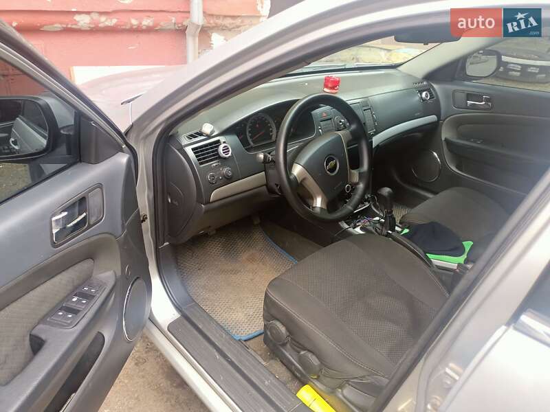 Седан Chevrolet Epica 2006 в Запорожье