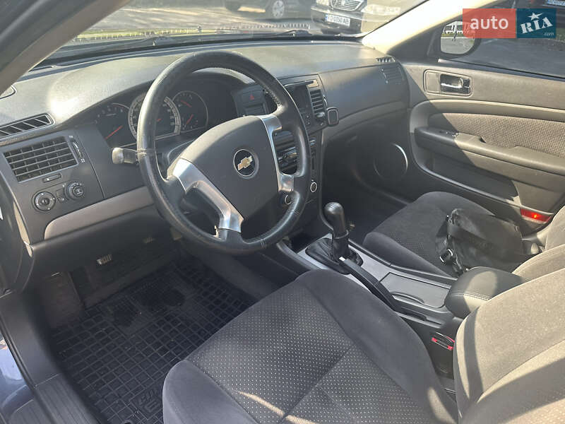 Седан Chevrolet Epica 2008 в Львове