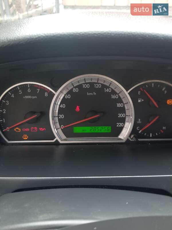 Седан Chevrolet Epica 2006 в Кам'янець-Подільському
