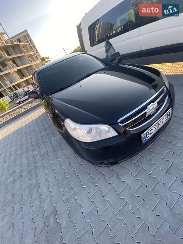 Седан Chevrolet Epica 2008 в Львове