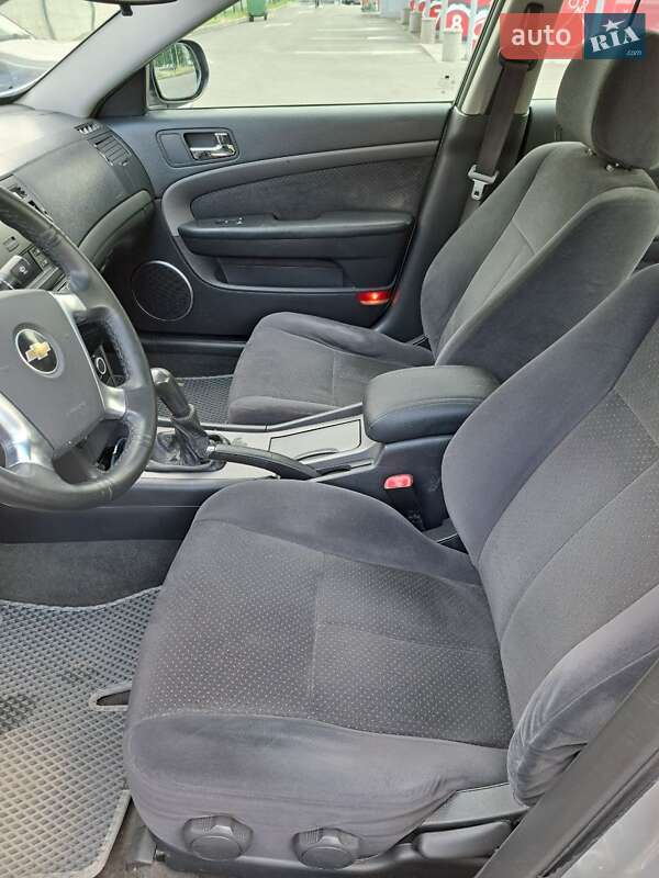 Седан Chevrolet Epica 2008 в Киеве