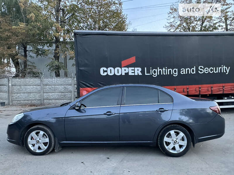 Седан Chevrolet Epica 2007 в Днепре
