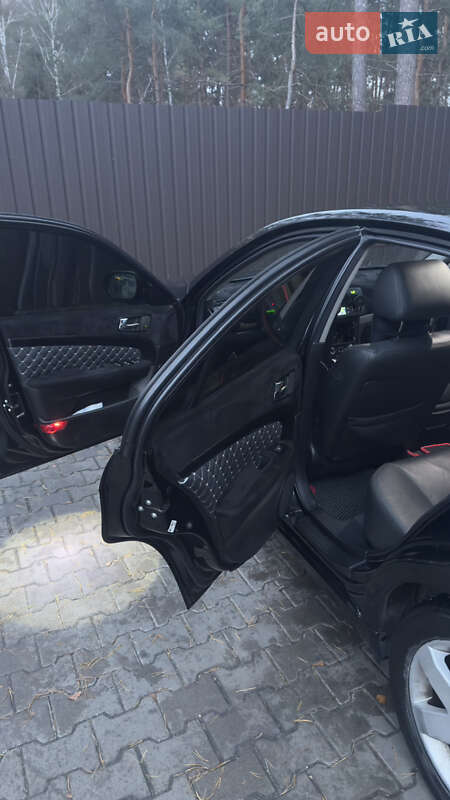 Седан Chevrolet Epica 2007 в Буче