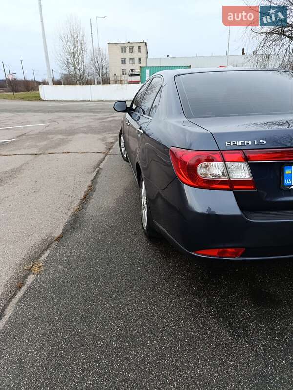 Седан Chevrolet Epica 2009 в Борисполе