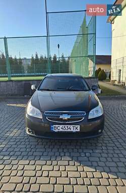 Седан Chevrolet Epica 2009 в Львові