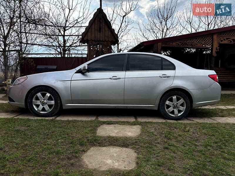 Седан Chevrolet Epica 2007 в Черновцах