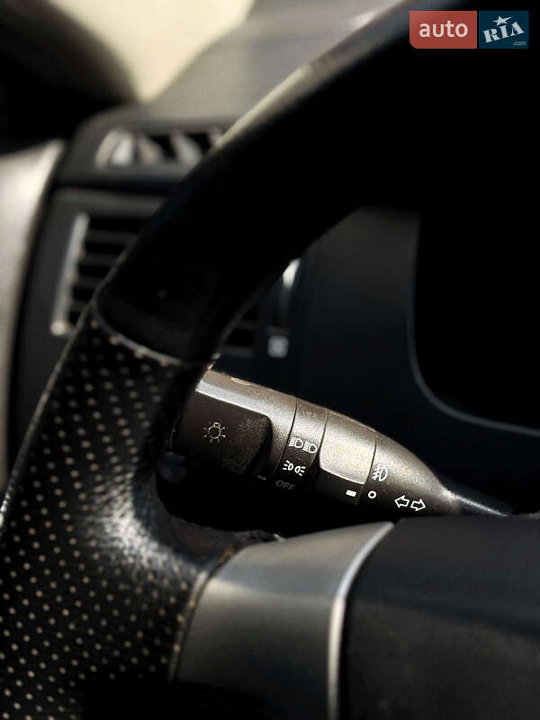 Седан Chevrolet Epica 2007 в Черновцах