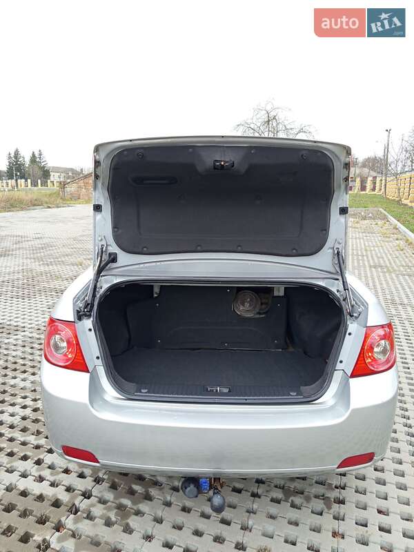 Седан Chevrolet Epica 2007 в Тульчине