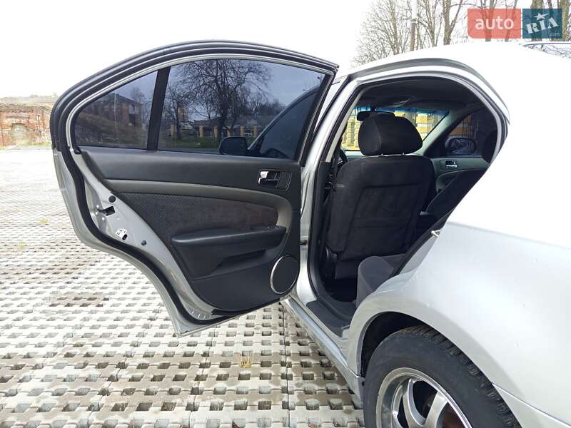 Седан Chevrolet Epica 2007 в Тульчине