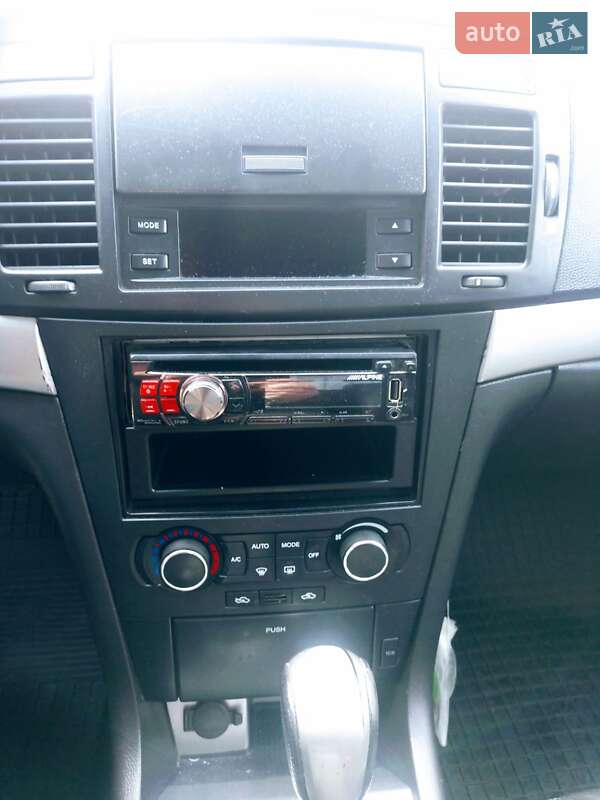 Седан Chevrolet Epica 2007 в Городку
