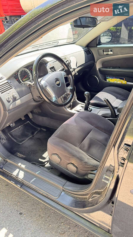 Седан Chevrolet Epica 2008 в Кам'янському