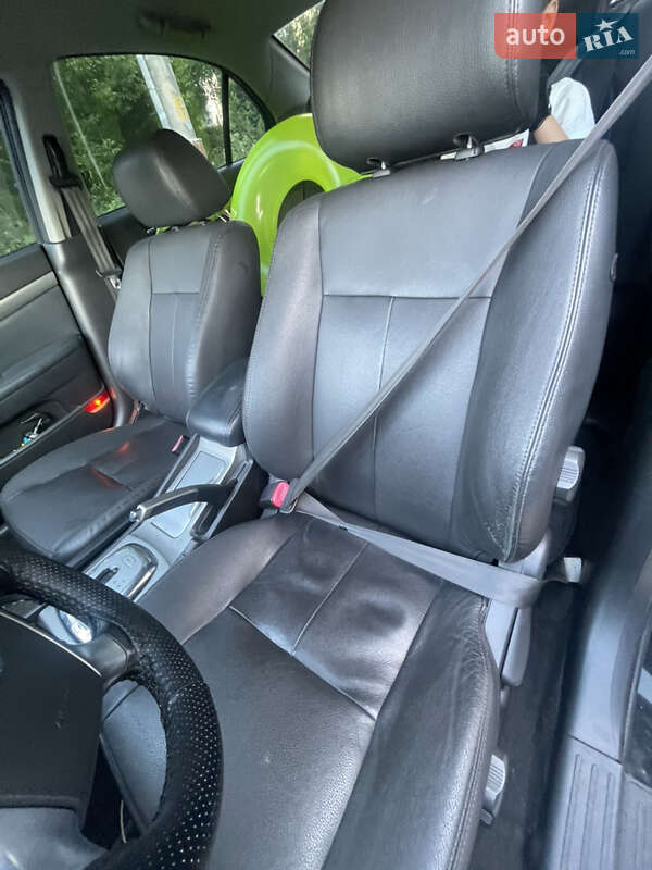Седан Chevrolet Epica 2009 в Киеве