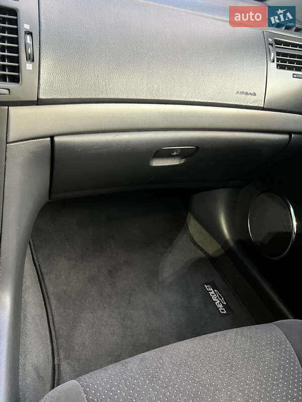 Седан Chevrolet Epica 2011 в Києві