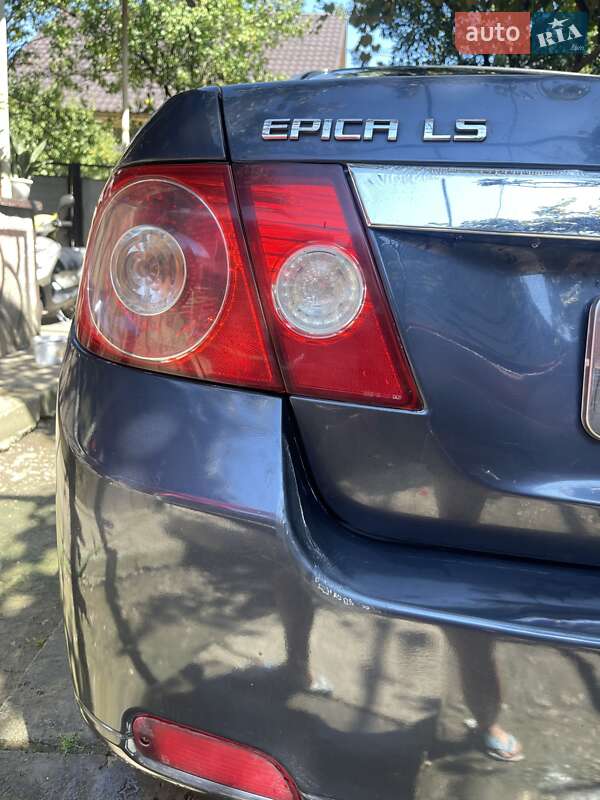 Седан Chevrolet Epica 2007 в Тячеве