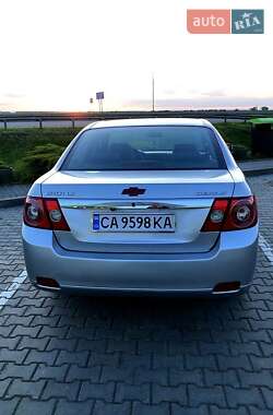 Седан Chevrolet Epica 2007 в 