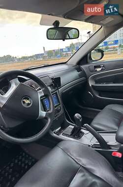 Седан Chevrolet Epica 2011 в 