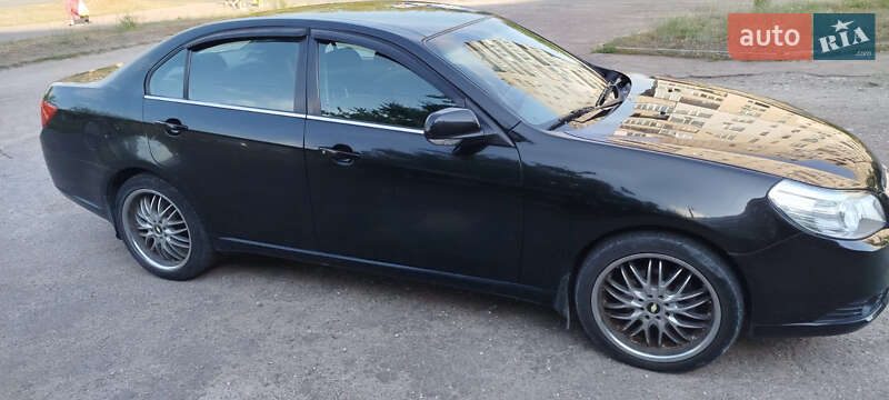 Седан Chevrolet Epica 2008 в Каменском