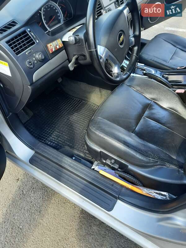 Седан Chevrolet Epica 2009 в Коростене фото 49 Седан Chevrolet Epica 2009 в Коростене