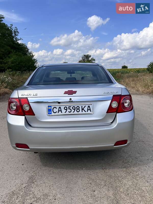 Седан Chevrolet Epica 2007 в Умані