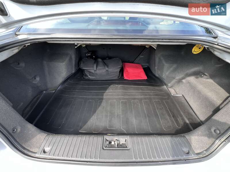 Седан Chevrolet Epica 2007 в Умані