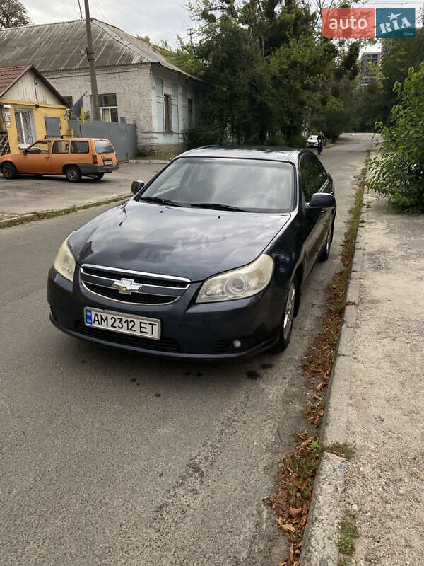 Седан Chevrolet Epica 2007 в Киеве
