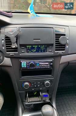 Седан Chevrolet Epica 2007 в 