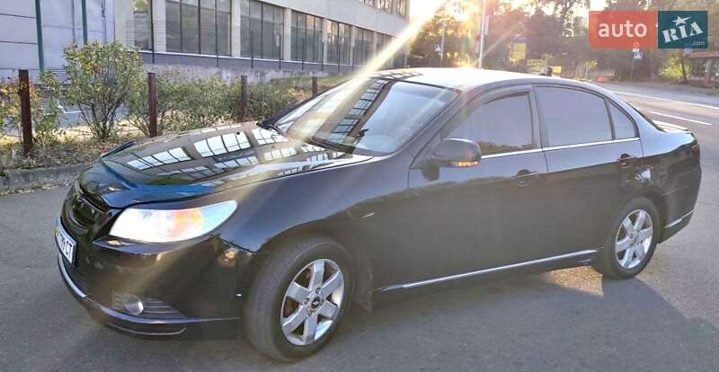 Седан Chevrolet Epica 2007 в Киеве