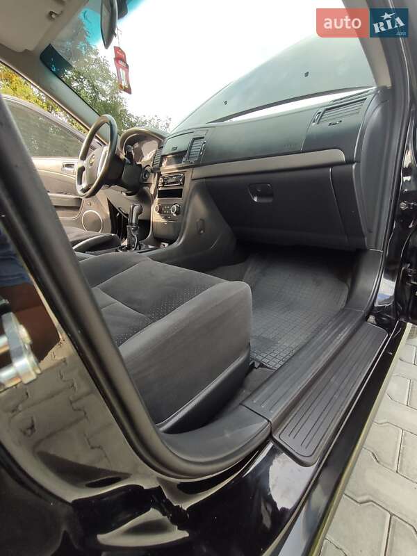 Седан Chevrolet Epica 2008 в Чернівцях