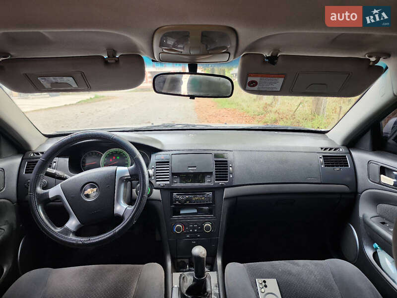 Седан Chevrolet Epica 2008 в Тячеві