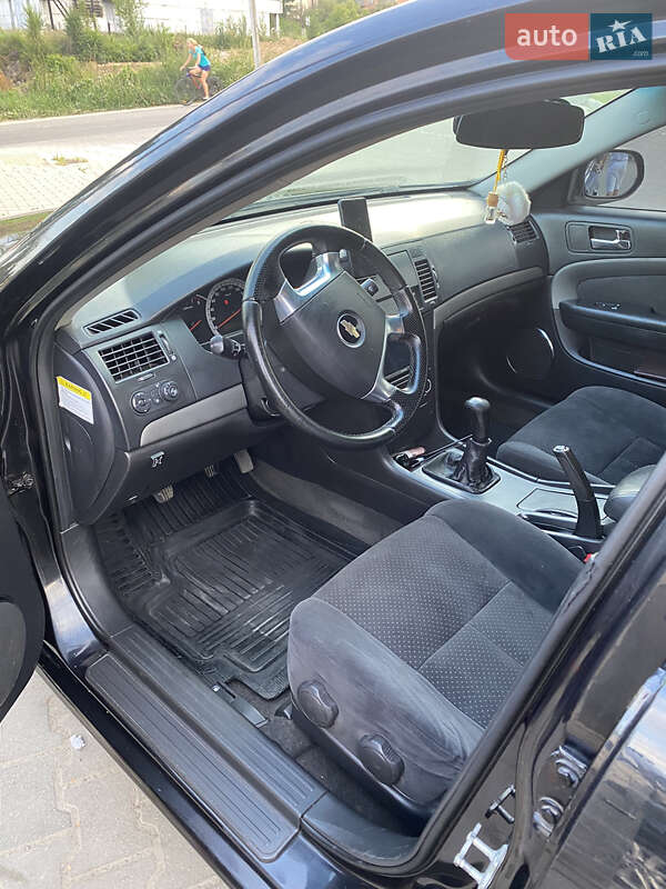 Седан Chevrolet Epica 2009 в Львове
