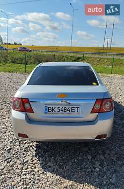 Седан Chevrolet Epica 2008 в 