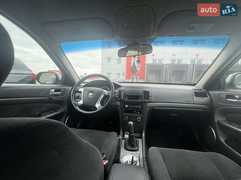 Седан Chevrolet Epica 2008 в Днепре