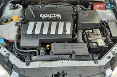 Седан Chevrolet Epica 2006 в 