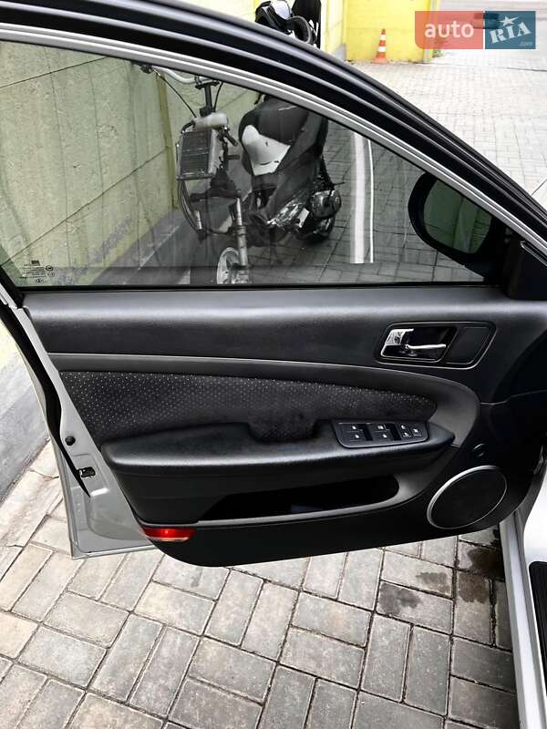 Седан Chevrolet Epica 2008 в Николаеве