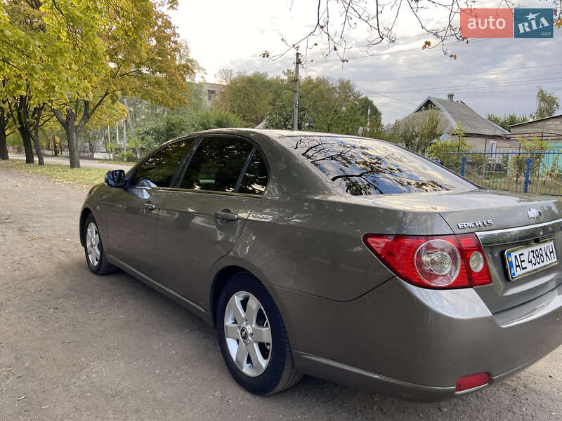 Седан Chevrolet Epica 2007 в Першотравенске
