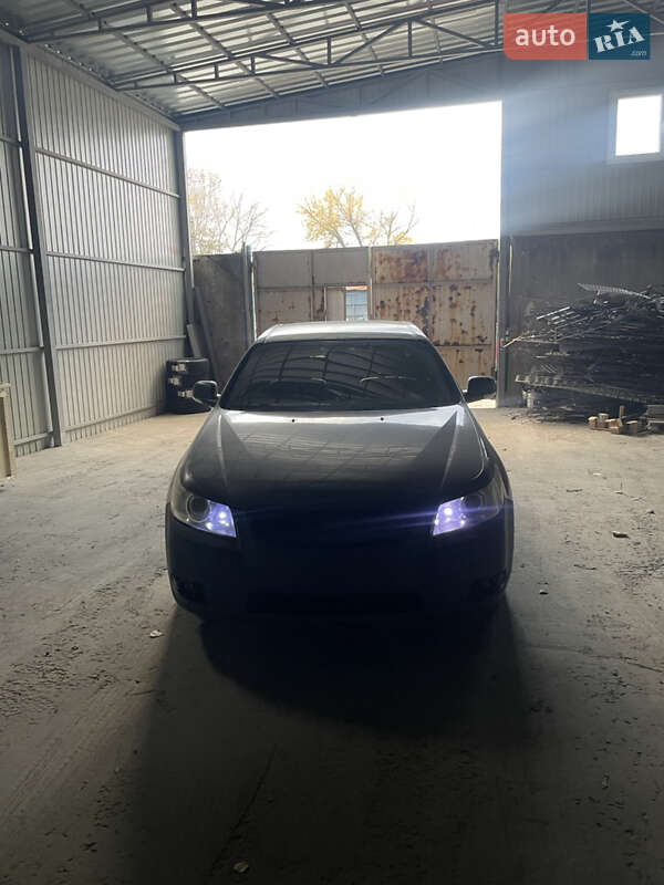 Седан Chevrolet Epica 2007 в Киеве