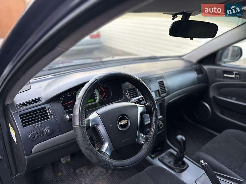 Седан Chevrolet Epica 2008 в Тульчине