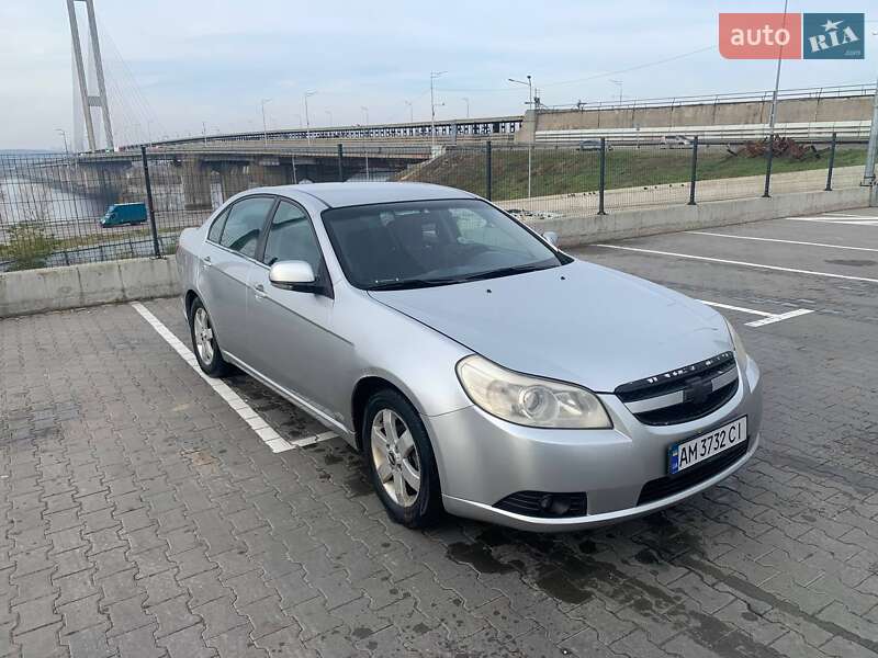Седан Chevrolet Epica 2007 в Киеве