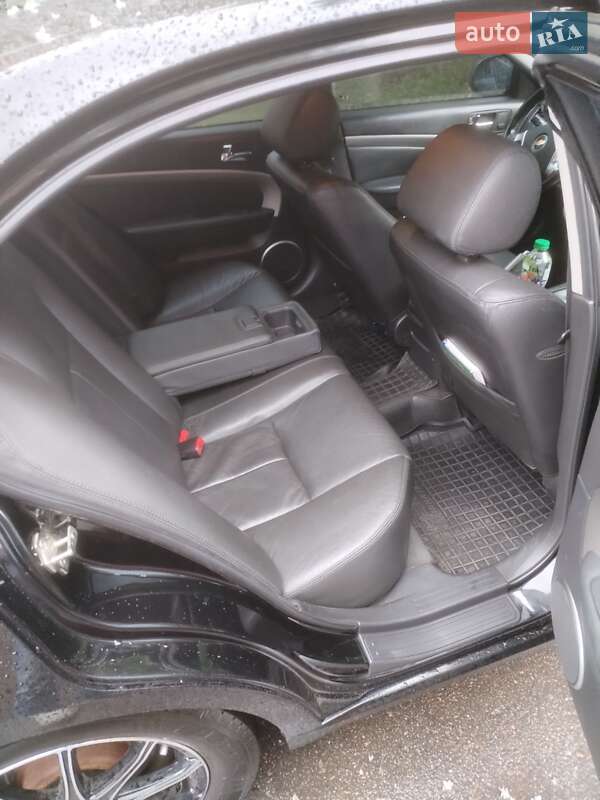 Седан Chevrolet Epica 2008 в Полтаве
