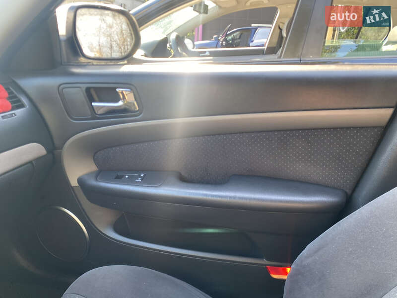 Седан Chevrolet Epica 2008 в Киеве фото 3 Седан Chevrolet Epica 2008 в Киеве