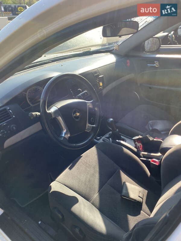 Седан Chevrolet Epica 2008 в Киеве фото 7 Седан Chevrolet Epica 2008 в Киеве