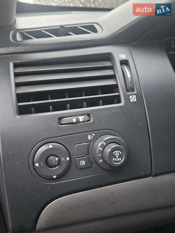 Седан Chevrolet Epica 2007 в Києві