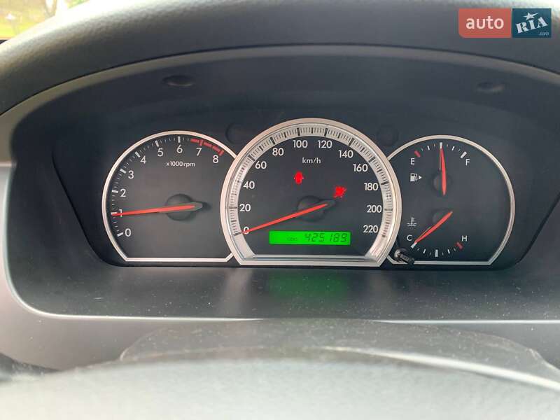 Седан Chevrolet Epica 2008 в Львові