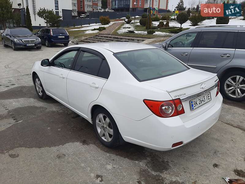 Седан Chevrolet Epica 2007 в Вараше