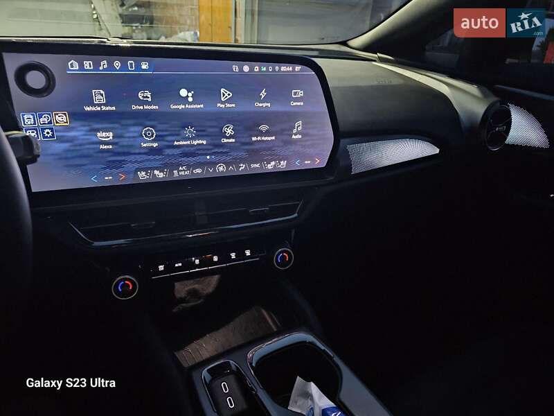 Позашляховик / Кросовер Chevrolet Equinox EV 2024 в Дрогобичі